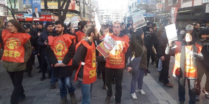 Başkent’te İzinsiz Broşür Dağıtan Gruba Müdahale: 10 Gözaltı