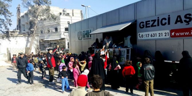 Bombardıman Altındaki Humus El-waar’dan Tahliyeler Başladı
