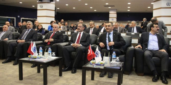 Çevre Ve Şehircilik Bakanı Mehmet Özhaseki: