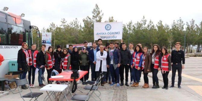 Uşak Üniversitesi Ahıska Öğrenci Topluluğu Kan Bağışladı