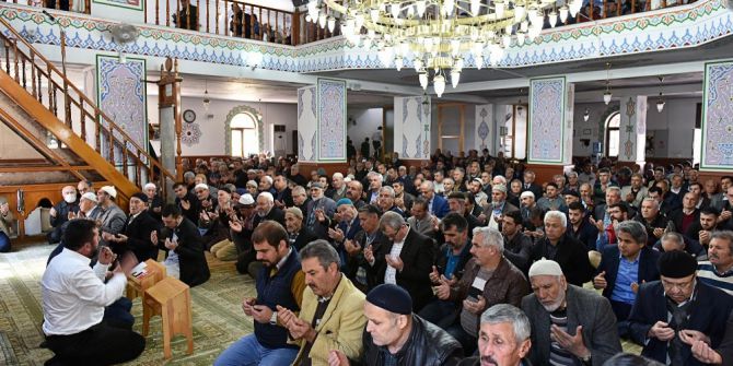 Kepez’deki Bütün Camilerde Şehitlere Dua