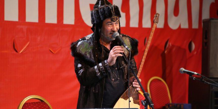 Arslanberk Sultanbekov Demokrasi Nöbetinde Sahne Aldı