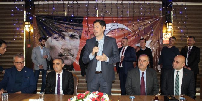 Sinan Oğan İzmir’de ’Hayır’ Toplantısı Yaptı
