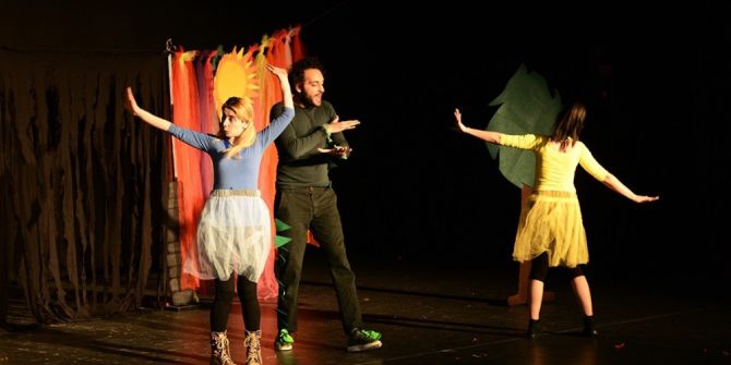 Maltepe Belediyesinden Çocuklara İngilizce Tiyatro Oyunu