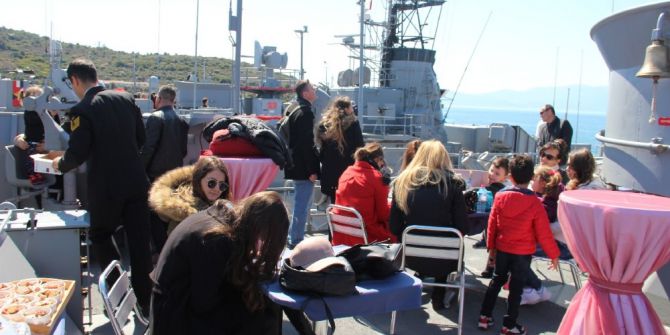Foça Deniz Üs Komutanlığına Ziyaretçi Akını