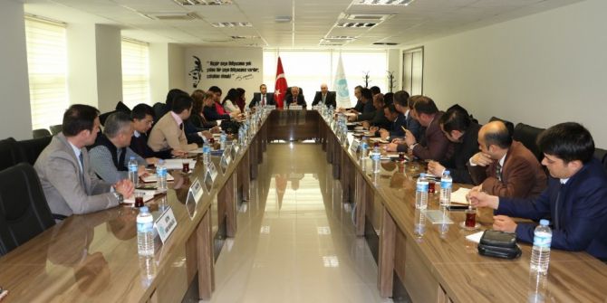 Maski Çalışanlarına Sürekli Eğitim Veriliyor