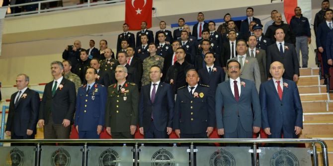 Diyarbakır’da 845 Polis Adayı Mezun Oldu