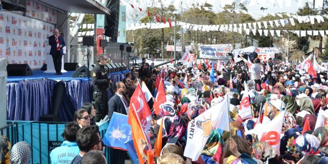 Başbakan Yıldırım, Erzincan Mitinginin Ardından Şehir Turu Attı