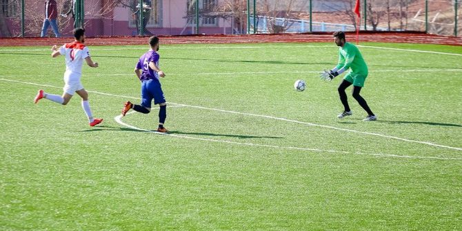 1.amatör Küme Futbol Ligi Play-off Grubunda İlk Maçlar Oynandı