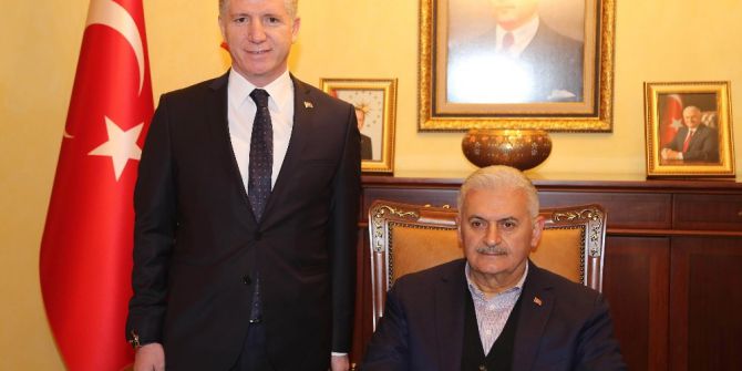 Başbakan Yıldırım, 15 Temmuz Şehidinin Ailesini Ziyaret Etti