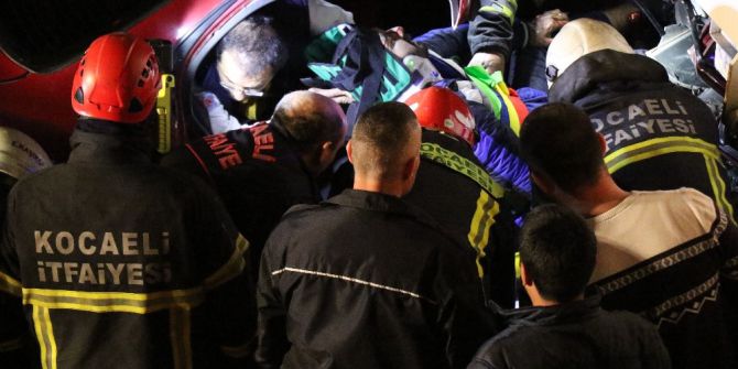 Yaralı Halde Arkadaşlarının Kurtarılmasını Bekledi