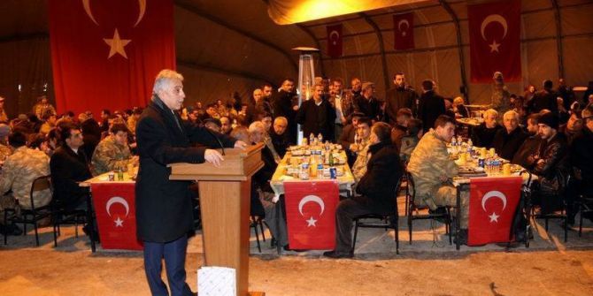 Vali Toprak, Şehit Yakınları Ve Gazilerle Bir Araya Geldi