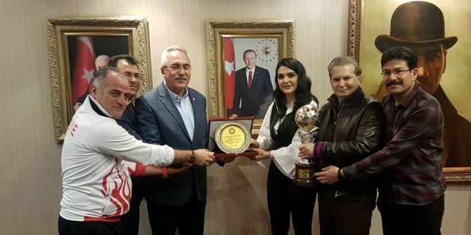 İşitme Enelliler Milli Takımı Sözünü Tuttu