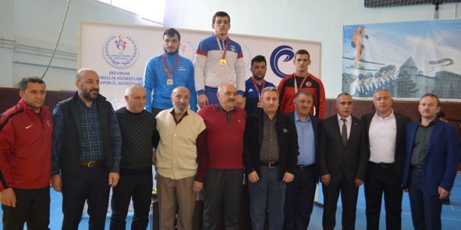 Erzurum Güreş’e Doydu