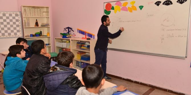 Matematik Ve Akıl Oyunları Atölyesi 120 Çocukla Açıldı