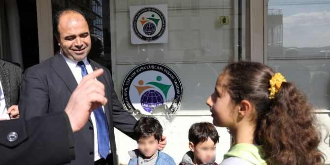 Yardım Yapılan Suriyeli Çocuk, İstiklal Marşı’nı Ezbere Okuyarak Teşekkür Etti