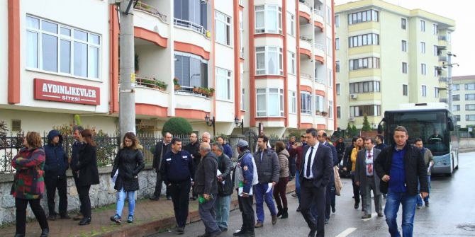 Mahalle Halklarına Afetlerde Alınabilecek Tedbirler Anlatılıyor