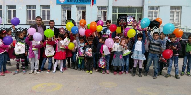 Batman’da İhtiyaç Sahibi Çocuklara Yardım