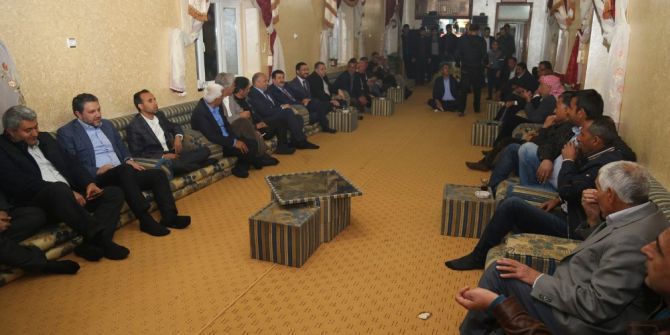 Başkan Ekinci Mahalle Muhtarıyla Ve Vatandaşlarla Bir Araya Geldi