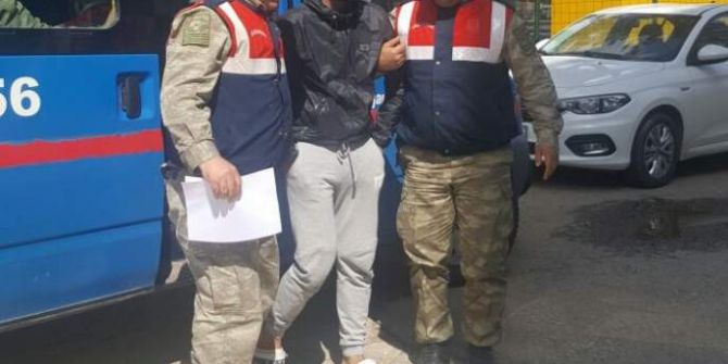 Türkiye’ye Giriş Yasağı Bulunan ‘Savaşçı’ Kod İsimli Şahıs Adıyaman’da Yakalandı