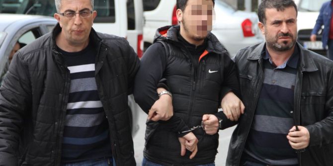 Evin Kapısını Kırıp Hırsızlık Yapan Şahıs Yakalandı