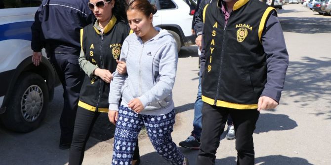 Bıçaklı Gasba Yardım Eden Kadın Yakalandı