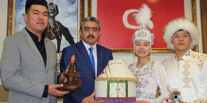 Nazilli’ye Gelebilmek İçin Ülkelerinde Konser Verdiler