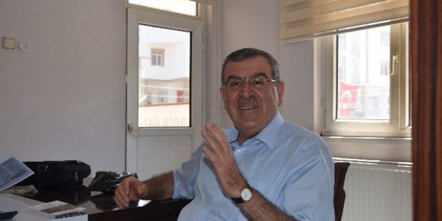 Emekli Hakimden Eğitime Destek