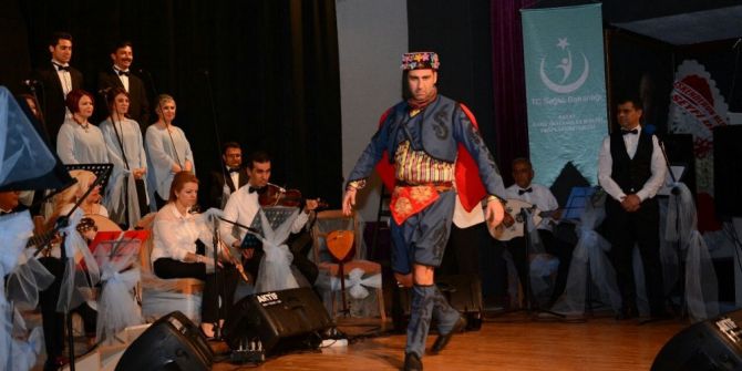 Hakem Dr. Çeliker’den Zeybek