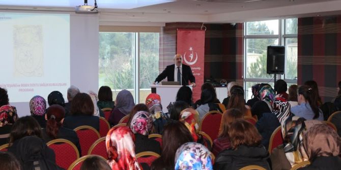 Anne Sütü Ve Emzirme Danışmanlığı Eğitimi Başladı