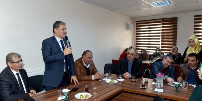 Yetimler Kervanı Derneğini Ziyaret Eden Başkan Çakır: