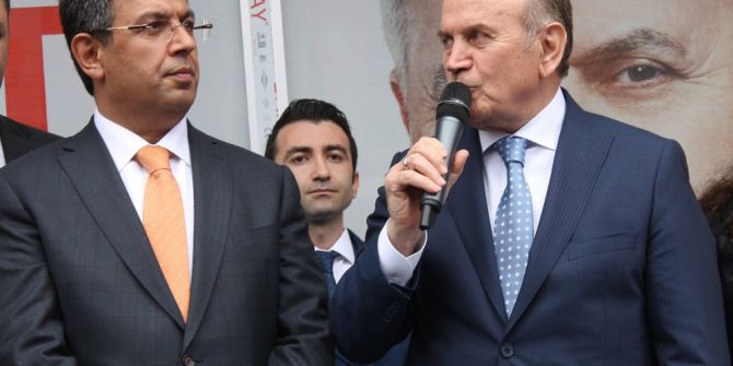 İbb Başkanı Kadir Topbaş, Küçükçekmecelilerle Bir Araya Geldi