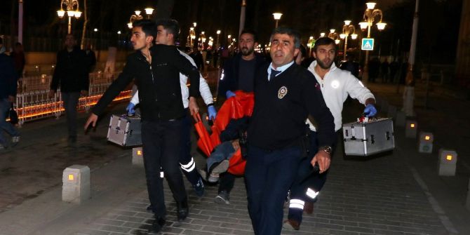 Kafede Silahlı Kavga: 2 Ölü, 9 Yaralı