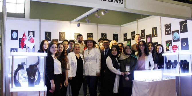 Geleceğin Takı Tasarımcıları Sektörle Buluştu