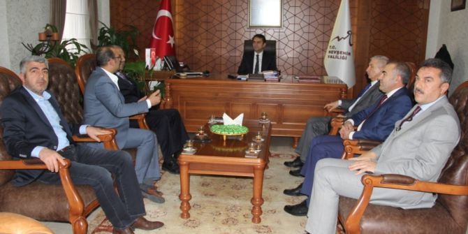 Karayolu Trafik Güvenlik Ve Yol Güvenliği Derneği, Vali Aktaş’ı Ziyaret Etti