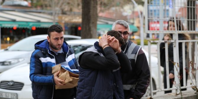 Aynı Marka Araçları Çalan Otomobil Hırsızı Tutuklandı