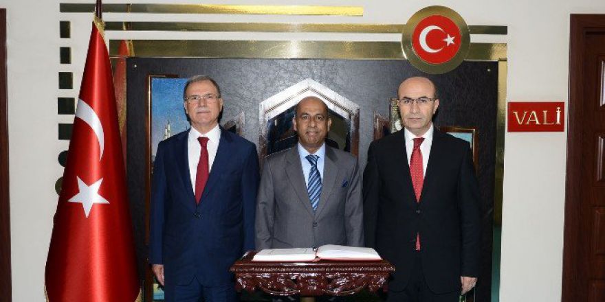 Sri Lanka’nın Ankara Büyükelçisi Amza’dan Vali Demirtaş’a Ziyaret