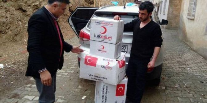 Kızılay’dan Yoksul Aileye Yardım