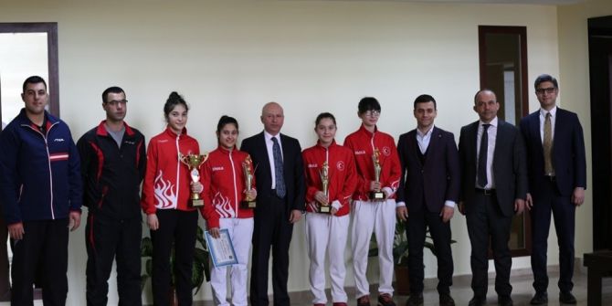 Başkan Çolakbayrakdar, Türkiye Şampiyonlarını Ağırladı