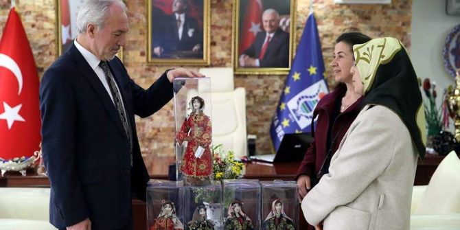 Yöresel Kıyafetli Kütahya Bebekleri Ligi Görüyor