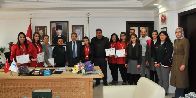 Gümüş Madalya Kazanan Ekipten Başkan Akkaya’ya Ziyaret