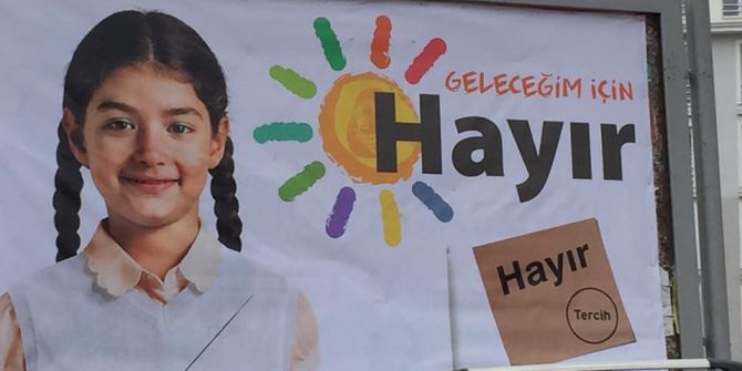 Sandıklı’da Chp’nin Referandum Afişlerine Saldırı