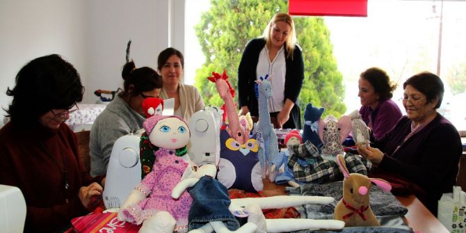 Lösemili Çocukları Sevindirdiler