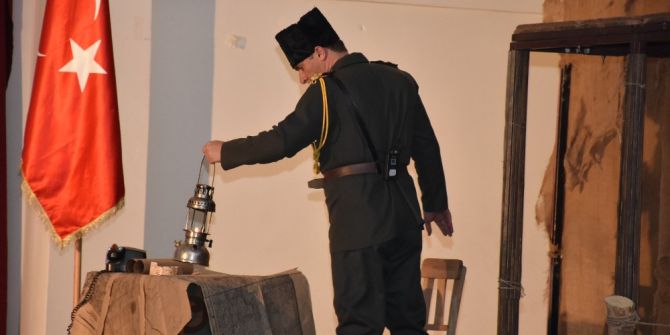 Dursunbey’de "Çanakkale Şehadet" Tiyatrosu