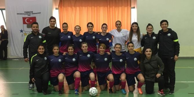 Düzce Üniversitesi Futbolu Takımları Üçüncü Oldu