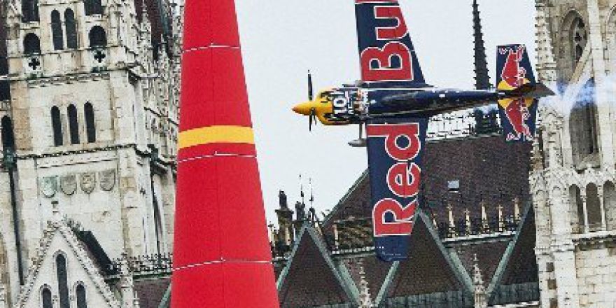 Dolderer Bir Kez Daha Gökyüzünün Hakimi