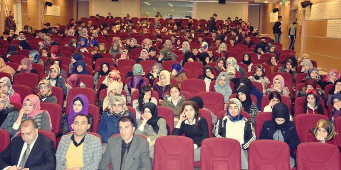 Genç’te, Lise Son Sınıf Öğrencilerine Üniversite Anlatıldı