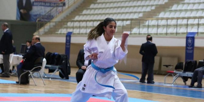 Batman Karatede 7 Sporcuyla Finalde