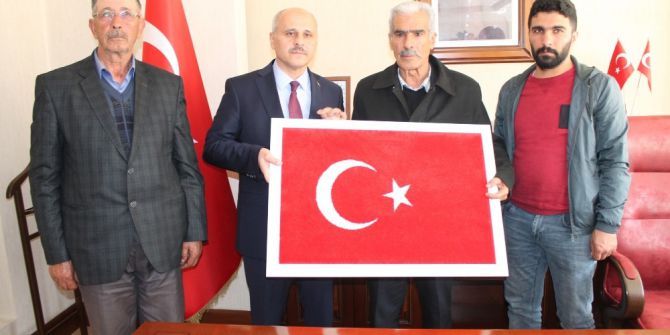 Kahramanların Babaları Buluştu