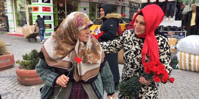 Eskişehir Ak Parti Odunpazarı Kadın Kolları Başkanı Eserkaya’ın Yaşlılar Haftası Mesajı